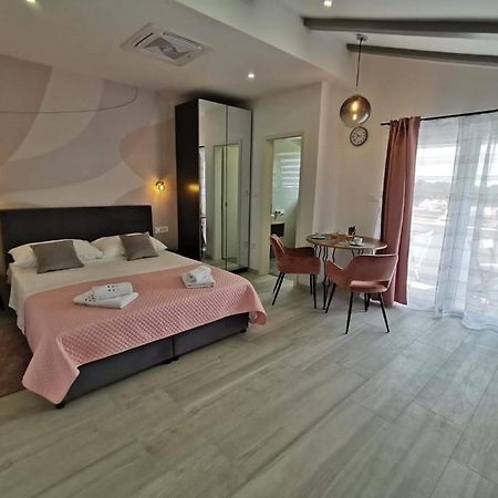 New Nikolina 4 Star Apartment Mali Losinj Exterior photo