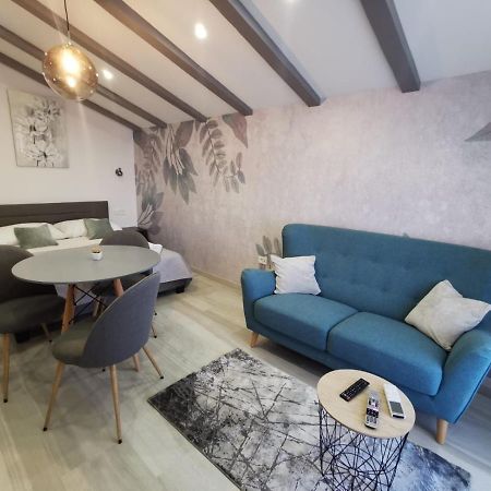 New Nikolina 4 Star Apartment Mali Losinj Exterior photo