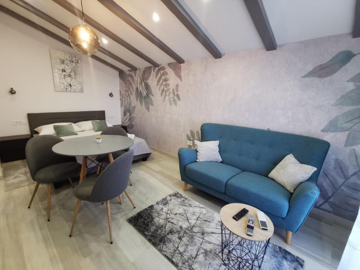 New Nikolina 4 Star Apartment Mali Losinj Exterior photo